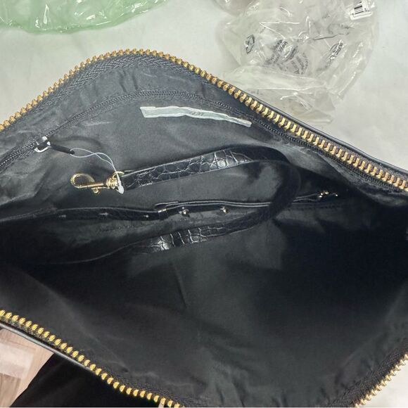 Black large H & M clutch - Picture 6 of 6